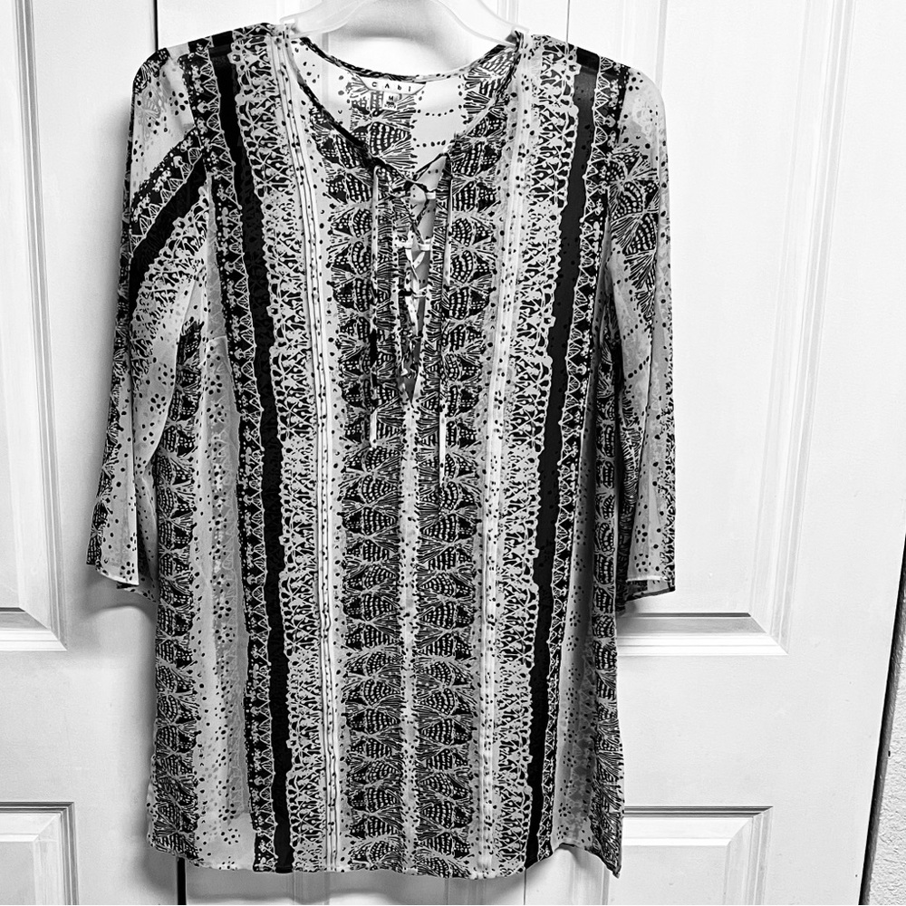 CAbi Monochrome Graphic Tunic Top Size M